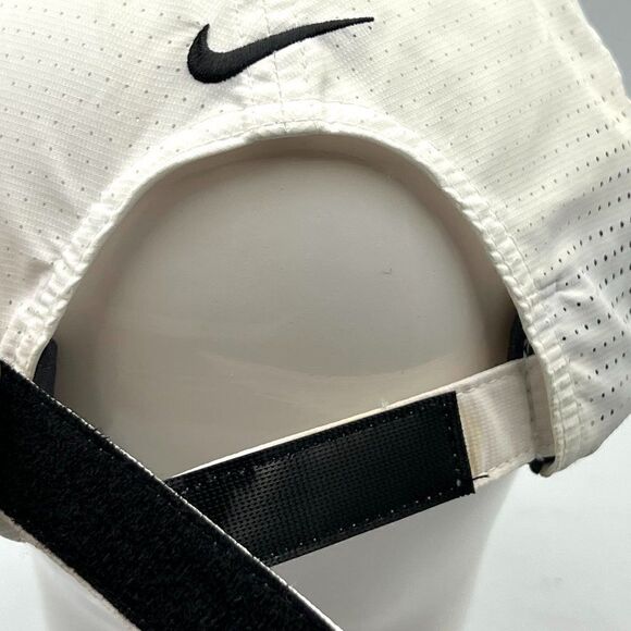 Nike  - York Golf -  Hat - Picture 6 of 7